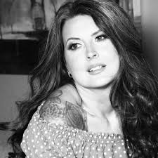 Lenore Warner (@rose2975)