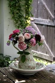 Vintage shabby chic flower vase tin pitcher jug metal wedding home garden decor. Likes Tumblr Flower Arrangements Beautiful Flowers Pretty Flowers