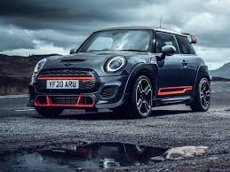 Mini Jcw Gp 2020 Proprietes Aerodynamiques Optimisees Photoscar En 2020 Voitures De Luxe Voiture Les Minis