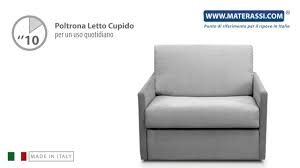 Questo cuscino è perfetto per decorare il divano, la poltrona o la sedia da lavoro, o perfino da esporre sul letto. Poltrona Letto Cupido Poltrona Trasformabile In Letto Salvaspazio Una Soluzione Semplice E Comoda Youtube