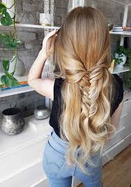 Use blonde jumbo hair and create a long knitted braid. 27 Modern Long Blonde Braided Hairstyles To Create In 2020 Modeshack