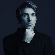 Geoffrey Banks's Instagram, Twitter & Facebook