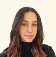 Olive Freeman's Instagram, Twitter & Facebook