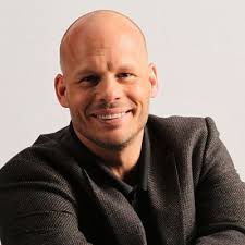 Dave Mortensen's Instagram, Twitter & Facebook