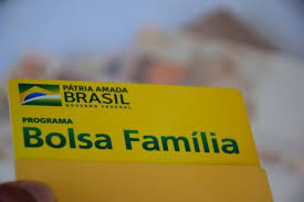 O governo federal, por meio da caixa econômica federal, já liberou o calendário do bolsa família 2021.de acordo com as datas de pagamento, os repasses vão ser feitos entre os dias 18 de janeiro e 23 de dezembro do ano em questão. Bolsa Familia 2021 Confira O Calendario E Entenda O Pagamento Do 13Âº Salario