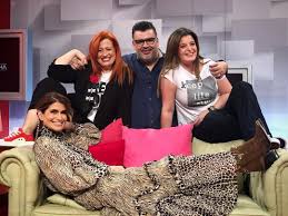 Maria botelho moniz lançou duras críticas ao socialite e considerou o vídeo «perfeitamente ofensivo». A Triste Historia De Vida De Maria Botelho Moniz Perde Noivo Pai E Trabalho