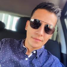 Hoy quiero felicitar a todos los deportistas que aveces sin motivación,  cansados o con mil cosas en la mente siguen dando lo mejor de sí. Todos los  deportes son una lucha constante