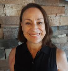 Leona Alexander's Instagram, Twitter & Facebook