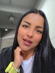 Jenny Páez (@jennypaez25)