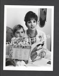 Gina lollobrigida, a quanto ammonta il suo patrimonio sparso per il mondo (getty images) la rivista internazionale people. 7x9 Photo Actress Gina Lollobrigida Son Milko Skofic 1961 Book Pinocchio Ebay