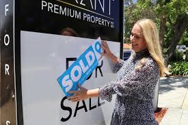 Perth news is brought to perthites by, volunteer news journalists and photo journalists in perth western australia. Perth Property Sales Soar To Highest Level In Seven Years Abc News