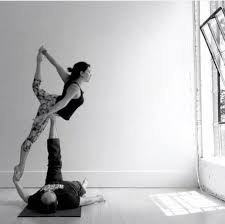 Acroyoga Dancer S Pose With Hip On Base S Standing One Leg And Base Holding Flyer S Foot Dancers Pose Acro Yoga Yoga Postures