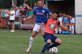 Fußball: Oesdorf gegen Tabellenführer, Geschwand gegen Lieblingsgegner
