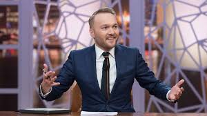 Arjen lubach heeft een poging gedaan een boek te schrijven in de lijn van dan brown. De Tv Van Gisteren Zondag Met Lubach Choqueert 1 2 Miljoen Kijkers Tvgids Nl