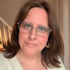 Hi 🙌🏻 I'd love to see your set-ups, I'm looking for inspo for my cosy  corner/room 😇