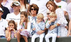 She is mom of myla, charlene, leo and lenny. Roger Federer Wife The Fairytale Love Story Behind Mirka Federer And Roger Revealed Tell My Sport