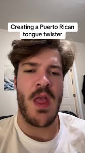Guy That Talks about Puerto Rico in Spanish