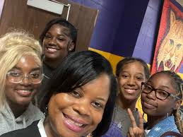 Pics with Mrs. Sampson #mrsssampsonweek2024