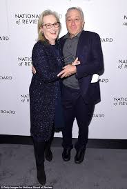 Falling In Love Meryl Streep Robert De Niro Full Movie Meryl Streep Accepts Best Actress Prize As Robert De Niro Plants Kiss Meryl Streep Robert De Niro Meryl Streep Movies