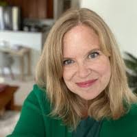 Victoria Melvin's Instagram, Twitter & Facebook