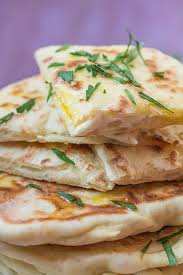 Recette Facile De Naans Fromage Cheese Naan Recettes Faciles Recette Pas Cher Recettes Rapides Par Stella Cuisine Recette Recettes De Cuisine Recette Facile Recette Naan