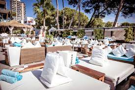 The Modern Rules Of Nikki Beach Miami Wedding