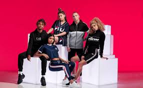 A jd sports é líder em basquete e moda esportiva na inglaterra. Jd Sports Affiche Un Chiffre D Affaires En Hausse