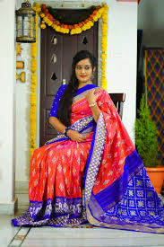 5.5 meter, blouse length : Pochampally Ikkat Silk Saree Of Blue And Peach Pink Combination