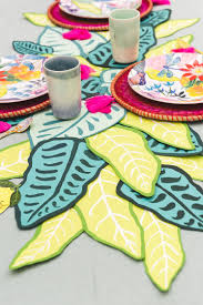 Diy Tropical Paper Leaf Table Runner The House That Lars Built Paper Table Runner Paper Leaves Paper Crafts