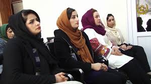 حمدالله محب، مشاور امنیت ملی کشور می‌گوید که فرماندهان گروه طالبان به کویته خواسته شده‌اند تا برای یک جنگ بزرگ در کشور آمادگی بگیرند. Ø³Ø®Ù†Ø±Ø§Ù†ÛŒ Ø¯Ø§Ú©ØªØ± Ø­Ù…Ø¯Ø§Ù„Ù„Ù‡ Ù…Ø­Ø¨ Ù…Ø´Ø§ÙˆØ± Ø§Ù…Ù†ÛŒØª Ù…Ù„ÛŒ Ú©Ø´ÙˆØ± Ø¯Ø± Ù…Ø±Ø§Ø³Ù… Ú¯Ø±Ø§Ù…ÛŒ Ø¯Ø§Ø´Øª Ø§Ø² Ø±ÙˆØ² Ù‡Ù…Ø¨Ø³ØªÚ¯ÛŒ Ø²Ù†Ø§Ù† 8 Ù…Ø§Ø±Ú† Youtube
