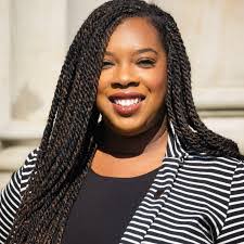 Brittany Cummings's Instagram, Twitter & Facebook