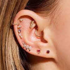 These Glossier Style Gen Z Piercing Studios Are Steering The Earscape Trend Dazed Cool Ear Piercings Pretty Ear Piercings Earings Piercings