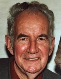 Robert Knaak's Instagram, Twitter & Facebook