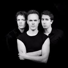 Vous avez demandé la police ? Videos Vous Avez Demande La Police Ne Quittez Pas Le Republicain Sud Gironde