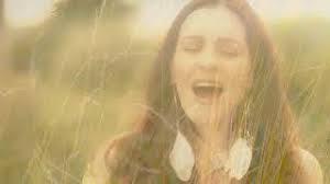 INTERVIEW: Dani Wilde — Music Musings & Such