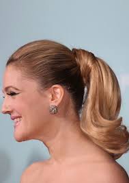 Cover the elastic with a small sliver of hair. 50 Professional Hairstyles For Women To Try