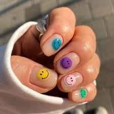 Cute Smiley Face Nails In 2020 Minimalist Nails Swag Nails Cute Acrylic Nails