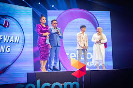 Video watch online lagu cinta kita 2 2020 live episod 1 episod, lagu cinta kita 2 2020 live episod 1 tv3 live videos. Siapa Layak Ganti Azwan Ali Peminat Mahu Lagu Cinta Kita 2 Kekalkan Diva Aa Hiburan Mstar