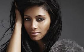 Logan Browning, American singer portrait, hoot, brunette, beautiful woman,  HD wallpaper