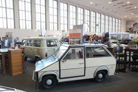Aws shopper on wn network delivers the latest videos and editable pages for news & events, including entertainment, music, sports, science and more, sign up and share your playlists. Bild Foto Aws Shopper 1974 Gebaut Einst In Berlin Jetzt Fur Eur 9950 Angeboten Motorworld Classics Berlin 2017 1974 Aus Dem Oldtimer Foto Archiv Zwischengas