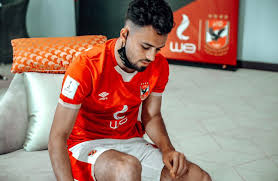 عمرها ١١ سنة ووزنها ٥ كيلو. Ø¨ÙˆØ§Ø¨Ø© Ø§Ù„Ø£Ù‡Ø±Ø§Ù…