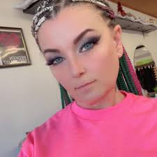 Looking for someone to cut my 2 little boys' hair in Johnstown, any  suggestions?