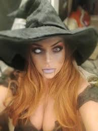 Who's ready for spooky bestie shoots?