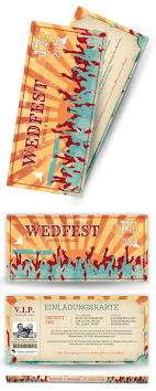 Ihr ölt eure stimme mit einem lieblingsgetränk in der hand und redet mit euren freunden. Festivalticket Als Hochzeitseinladung Mit Passendem Festival Armband Zum Selbst Gestalten Tickets Einladungskarten Hochzeit Einladungen Hochzeit Einladungen