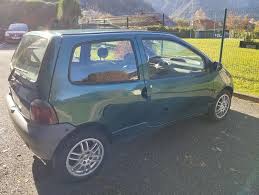 Image result for Vert Fonce 1995 Renault