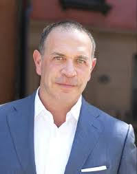 Adam Popper's Instagram, Twitter & Facebook