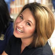 Ashley Reynolds (@AshleyReynolds)