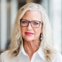 Genie Birch's Instagram, Twitter & Facebook