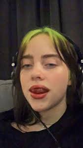 Pin By Derinsu On Billie Eilish In 2020 Billie Billie Eilish Me As A Girlfriend