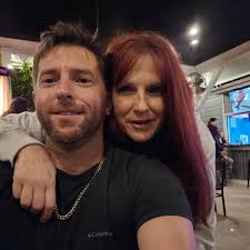 What companies offer affordable lanai screening in Central Florida?